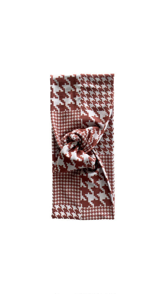 Rust Houndstooth Twist